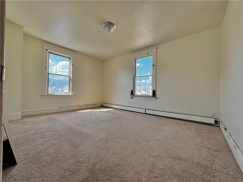 Ford City Boro, Pennsylvania 16226, United States, 5 Bedrooms Bedrooms, ,2 BathroomsBathrooms,Residential,Active,189179