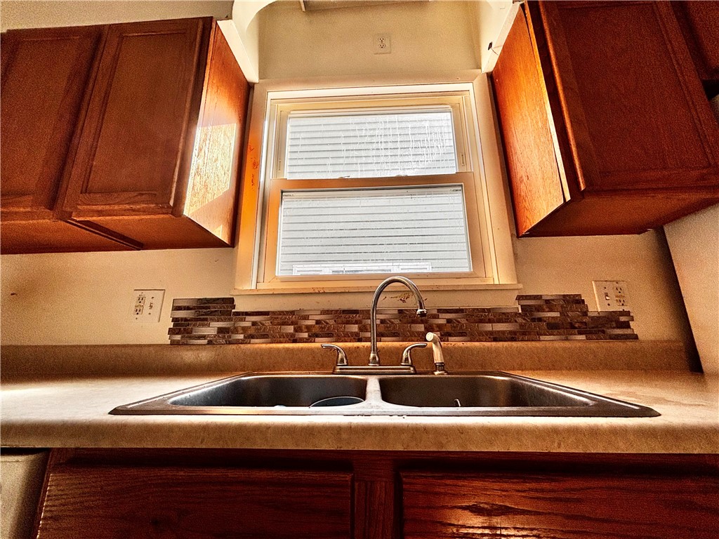 Ford City Boro, Pennsylvania 16226, United States, 5 Bedrooms Bedrooms, ,2 BathroomsBathrooms,Residential,Active,189179