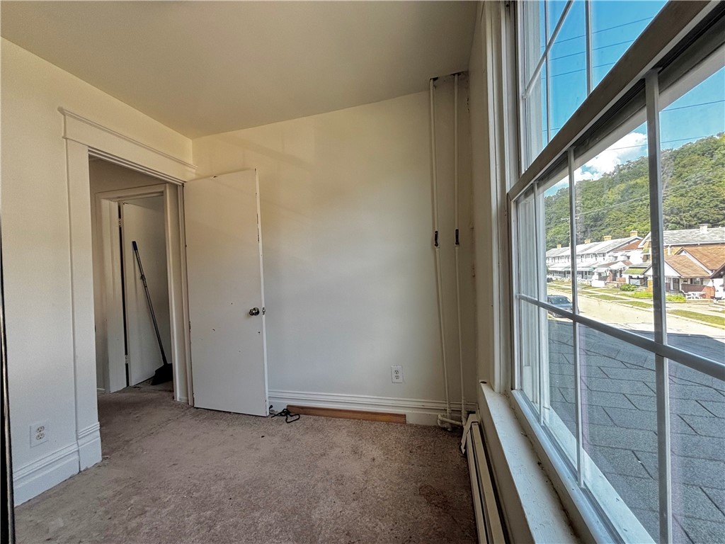 Ford City Boro, Pennsylvania 16226, United States, 5 Bedrooms Bedrooms, ,2 BathroomsBathrooms,Residential,Active,189179