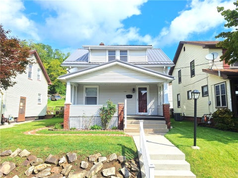 Homes For Sale - 712 Line Ave Ave<br/> Ellwood City, PA 16117