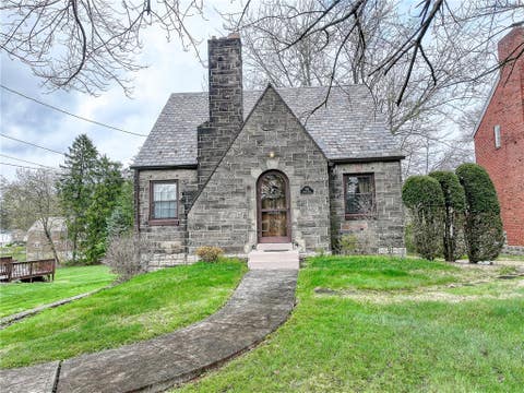 Photo for 120 Arden Dr