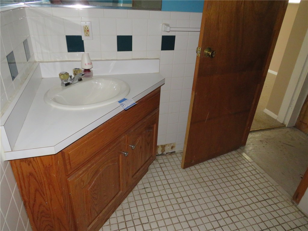 5270 Orchard Hill Dr, Whitehall, Pennsylvania image 38