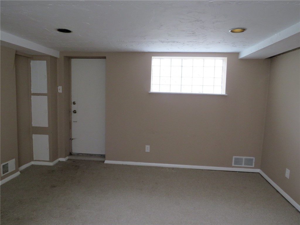 5270 Orchard Hill Dr, Whitehall, Pennsylvania image 40