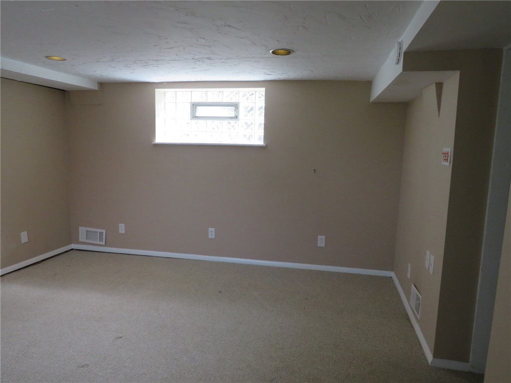 5270 Orchard Hill Dr, Whitehall, Pennsylvania image 41
