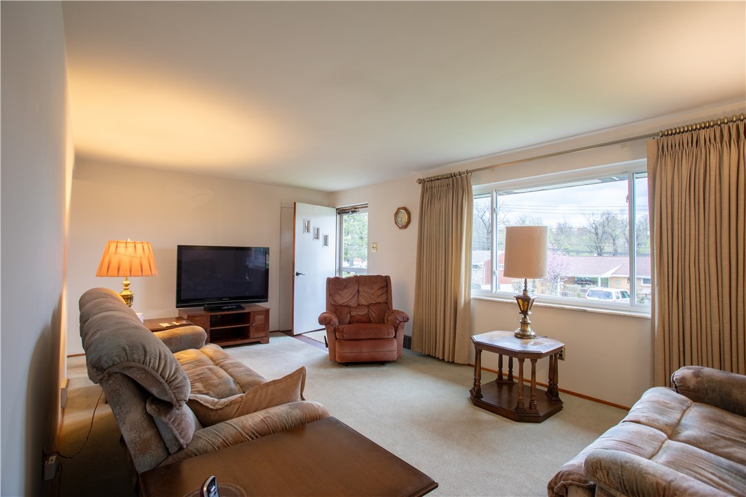 214 Skyport Rd Rd, West Mifflin, Pennsylvania image 3