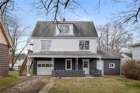 Photo of 2908 Woodrow St, Mckeesport, PA 15133 (MLS # 1746279)