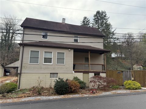 Photo of 265 Verner St, Bridgeville, PA 15017 (MLS # 1731792)