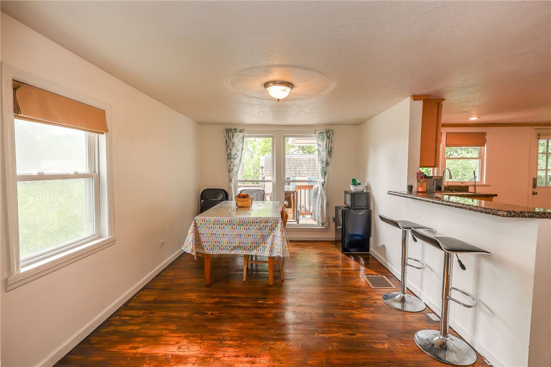 343 Whitestown Rd