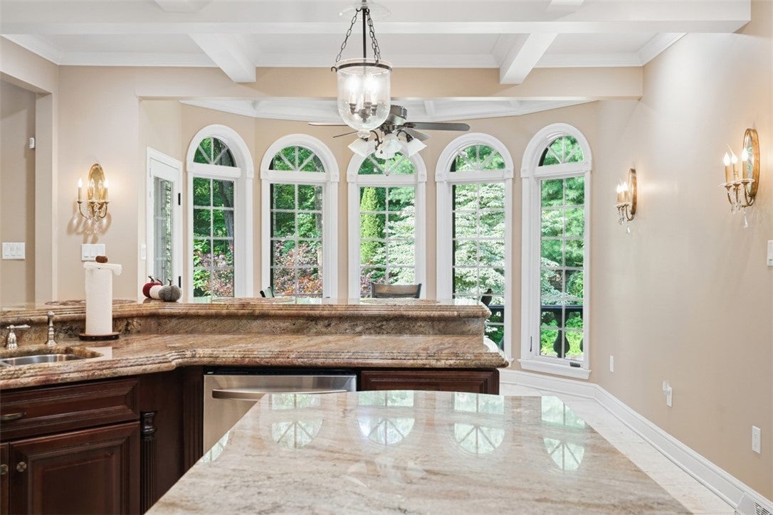 105 Lantern Cir