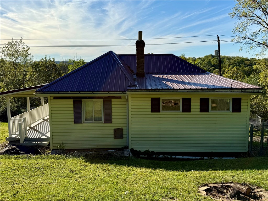 Connellsville, Pennsylvania 15425, United States, 2 Bedrooms Bedrooms, ,1 BathroomBathrooms,Residential,Pending,223272