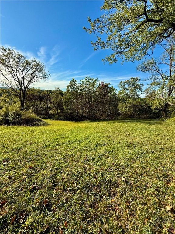 Connellsville, Pennsylvania 15425, United States, 2 Bedrooms Bedrooms, ,1 BathroomBathrooms,Residential,Pending,223272