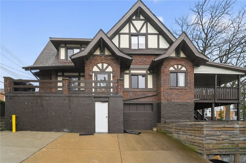 Townhouse For Sale - 2900 Churchview Ave Ave<br/> Brentwood, PA 15227