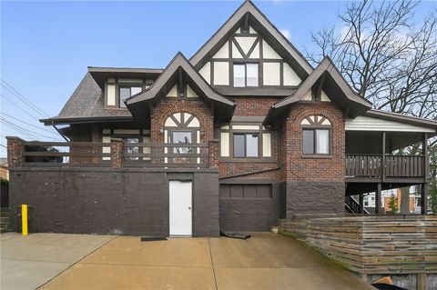 2900 Churchview Ave Brentwood PA 15227