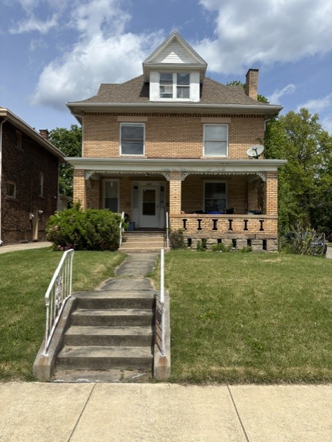 Photo 1 of 7 — 141 E Leasure Ave, New Castle, PA 16101