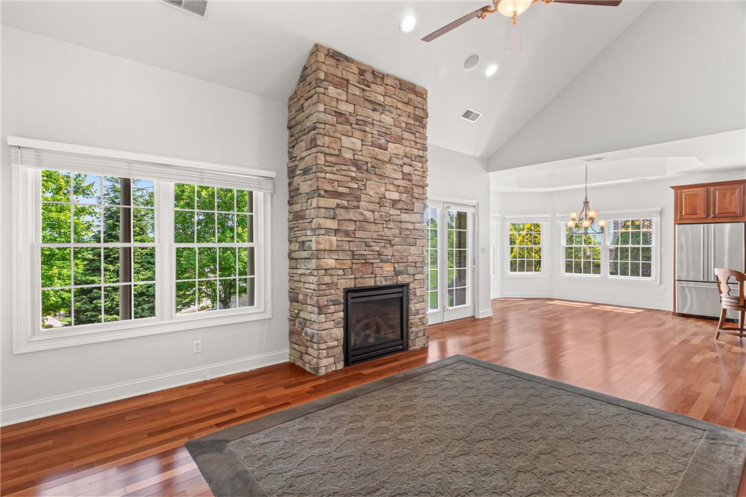 North Strabane, Pennsylvania 15317, United States, 3 Bedrooms Bedrooms, ,3 BathroomsBathrooms,Residential,Contingent,148135