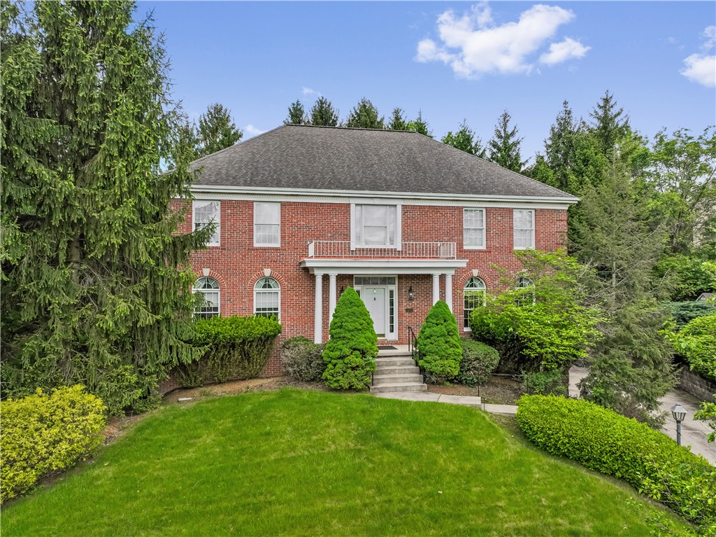 Upper St. Clair, Pennsylvania 15241, United States, 4 Bedrooms Bedrooms, ,4 BathroomsBathrooms,Residential,Active,124921