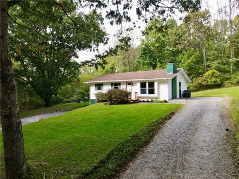 Homes For Sale - 151 Spring Valley Road Rd<br/> Connoquenessing Twp, PA 16033