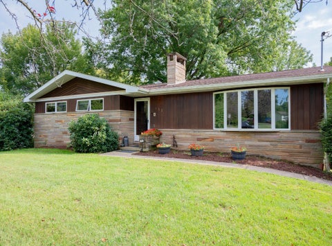 Homes For Sale - 152 Oak Ridge Dr Dr<br/> Penn Twp, PA 16002
