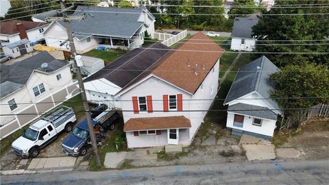 Photo of 932 5th St, Charleroi, PA 15022 (MLS # 1724958)