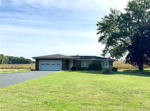 Photo of 122 Hoffman Ln, East Brady, PA 16028 (MLS # 1724964)