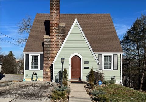 Photo of 241 Winona Ave, Washington, PA 15301 (MLS # 1736166)