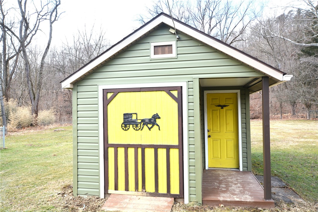 Natrona Hts/Harrison Twp., Pennsylvania 15065, United States, 2 Bedrooms Bedrooms, ,1 BathroomBathrooms,Residential,Contingent,80630