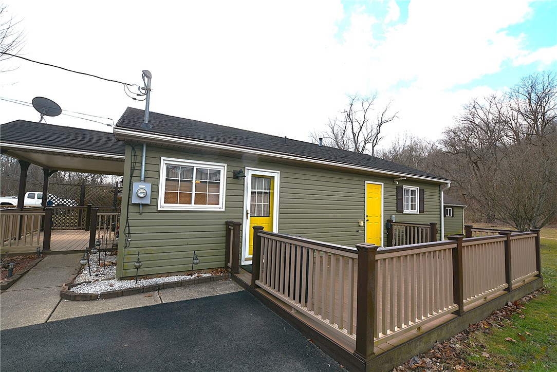 Natrona Hts/Harrison Twp., Pennsylvania 15065, United States, 2 Bedrooms Bedrooms, ,1 BathroomBathrooms,Residential,Contingent,80630
