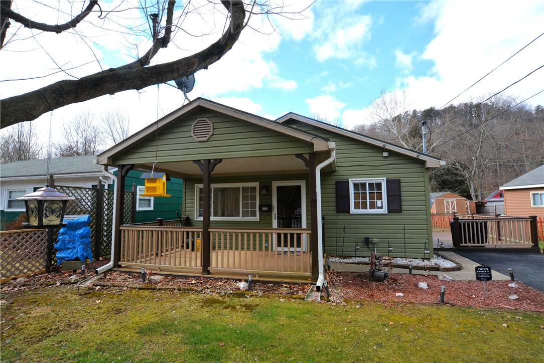 Natrona Hts/Harrison Twp., Pennsylvania 15065, United States, 2 Bedrooms Bedrooms, ,1 BathroomBathrooms,Residential,Contingent,80630