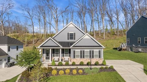Photo of 102 Curtis Dr, Wexford, PA 15090 (MLS # 1752749)