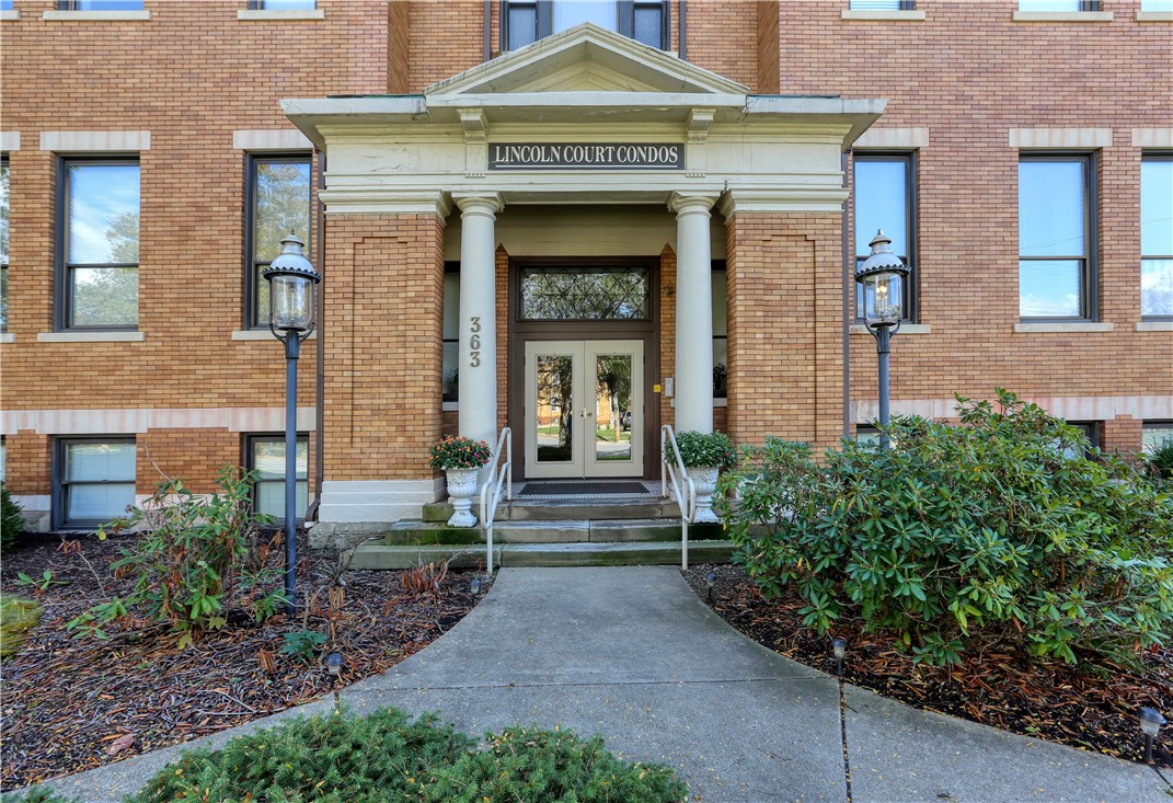 Beaver, Pennsylvania 15009, United States, 2 Bedrooms Bedrooms, ,2 BathroomsBathrooms,Residential,Active,226662