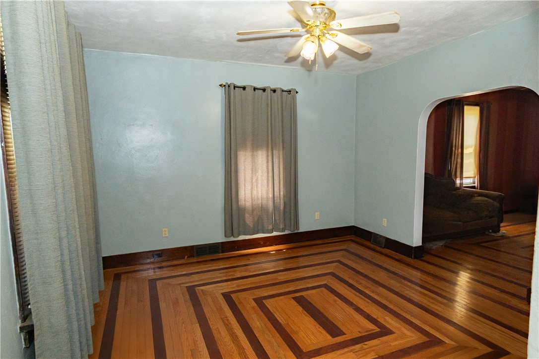 403 Gilmore Ave