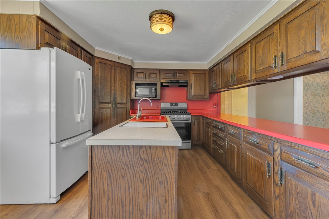 273 Fairview Rd