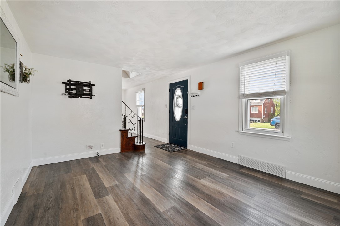 121 Rockwood Street, Monroeville, Pennsylvania image 3