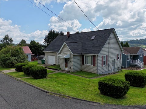 Photo for 10 Evergreen St