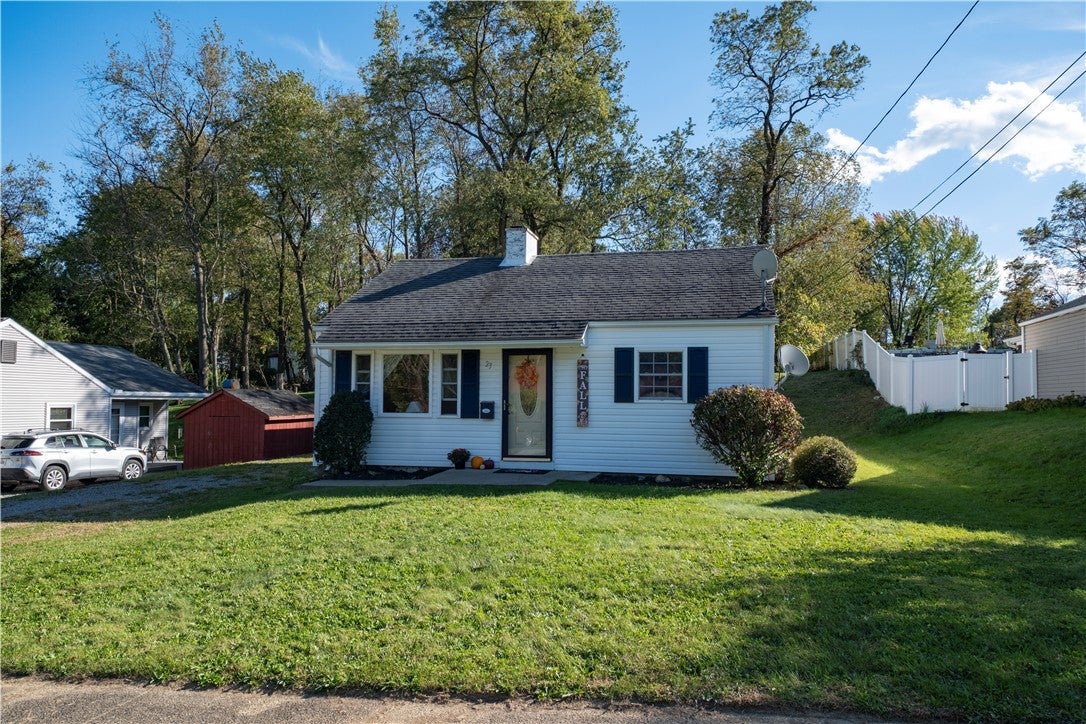 23 Walnut St