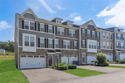 Photo of 119 Rivulet Pl, Zelienople, PA 16063 (MLS # 1740791)