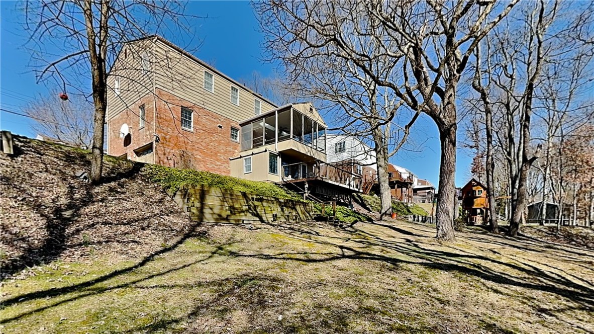 McCandless, Pennsylvania 15237, United States, 4 Bedrooms Bedrooms, ,3 BathroomsBathrooms,Residential,Contingent,87127