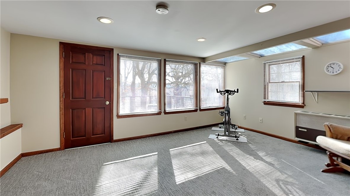 McCandless, Pennsylvania 15237, United States, 4 Bedrooms Bedrooms, ,3 BathroomsBathrooms,Residential,Contingent,87127