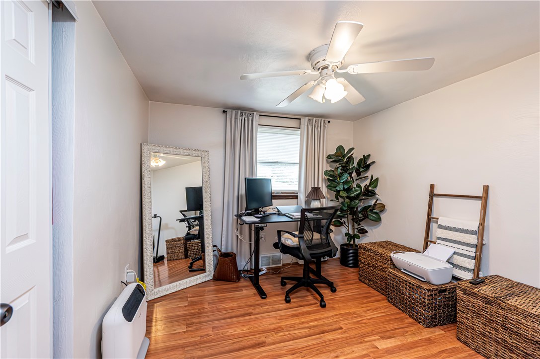 Hempfield Twp, Pennsylvania 15642, United States, 3 Bedrooms Bedrooms, ,2 BathroomsBathrooms,Residential,Active,230377