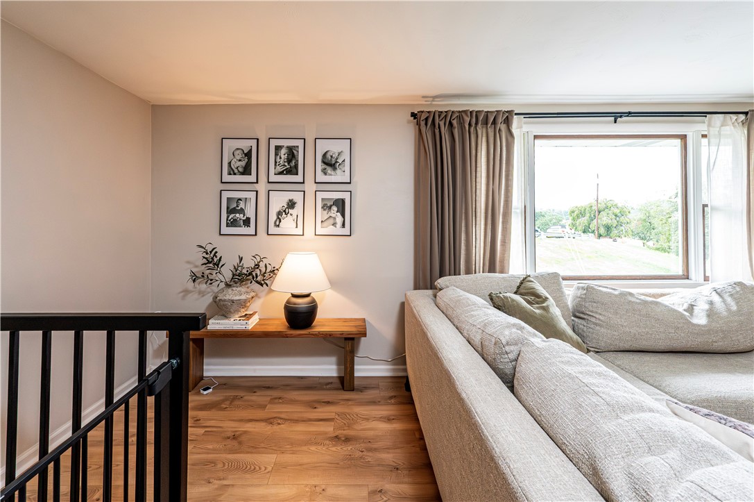 Hempfield Twp, Pennsylvania 15642, United States, 3 Bedrooms Bedrooms, ,2 BathroomsBathrooms,Residential,Active,230377