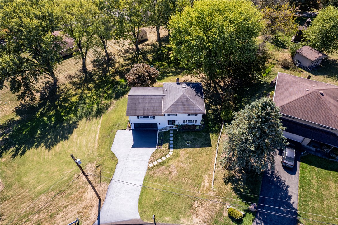 Hempfield Twp, Pennsylvania 15642, United States, 3 Bedrooms Bedrooms, ,2 BathroomsBathrooms,Residential,Active,230377