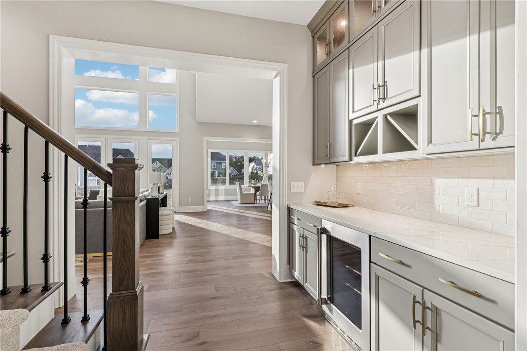 Marshall, Pennsylvania 15005, United States, 6 Bedrooms Bedrooms, ,6 BathroomsBathrooms,Residential,Active,240410