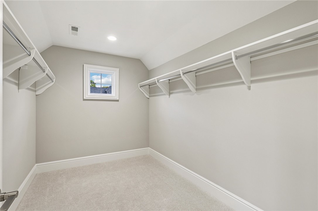 Marshall, Pennsylvania 15005, United States, 6 Bedrooms Bedrooms, ,6 BathroomsBathrooms,Residential,Active,240410