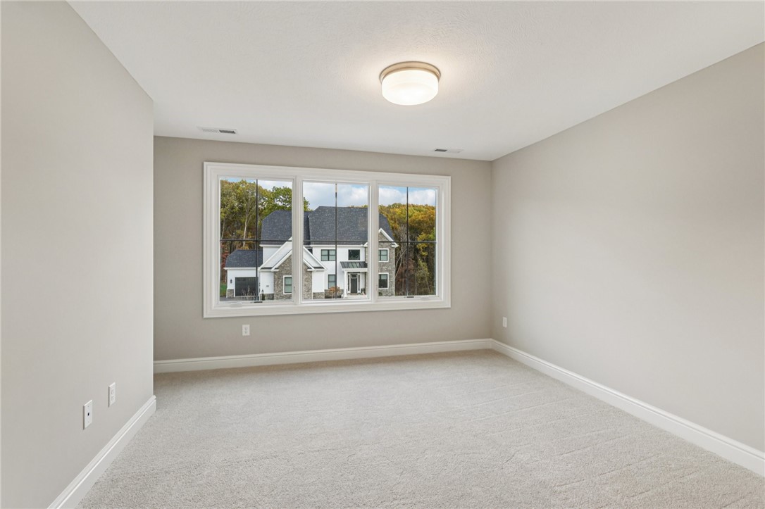 Marshall, Pennsylvania 15005, United States, 6 Bedrooms Bedrooms, ,6 BathroomsBathrooms,Residential,Active,240410