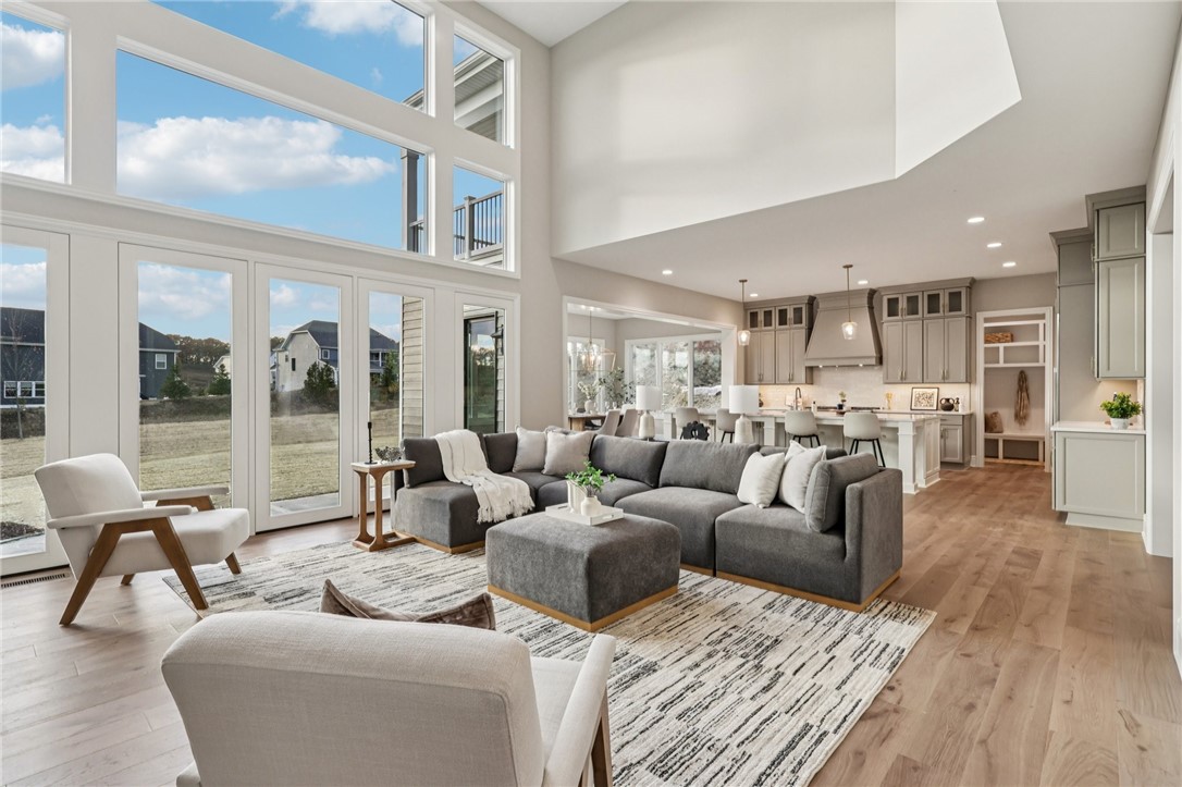 Marshall, Pennsylvania 15005, United States, 6 Bedrooms Bedrooms, ,6 BathroomsBathrooms,Residential,Active,240410