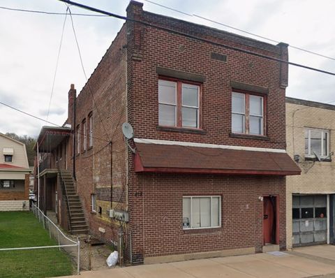 Photo of 618 Broadway Ave #1A, Mckees Rocks, PA 15136 (MLS # 1745931)