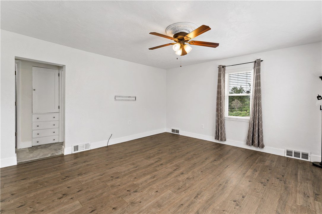 North Huntingdon, Pennsylvania 15642, United States, 3 Bedrooms Bedrooms, ,2 BathroomsBathrooms,Residential,Active,170360