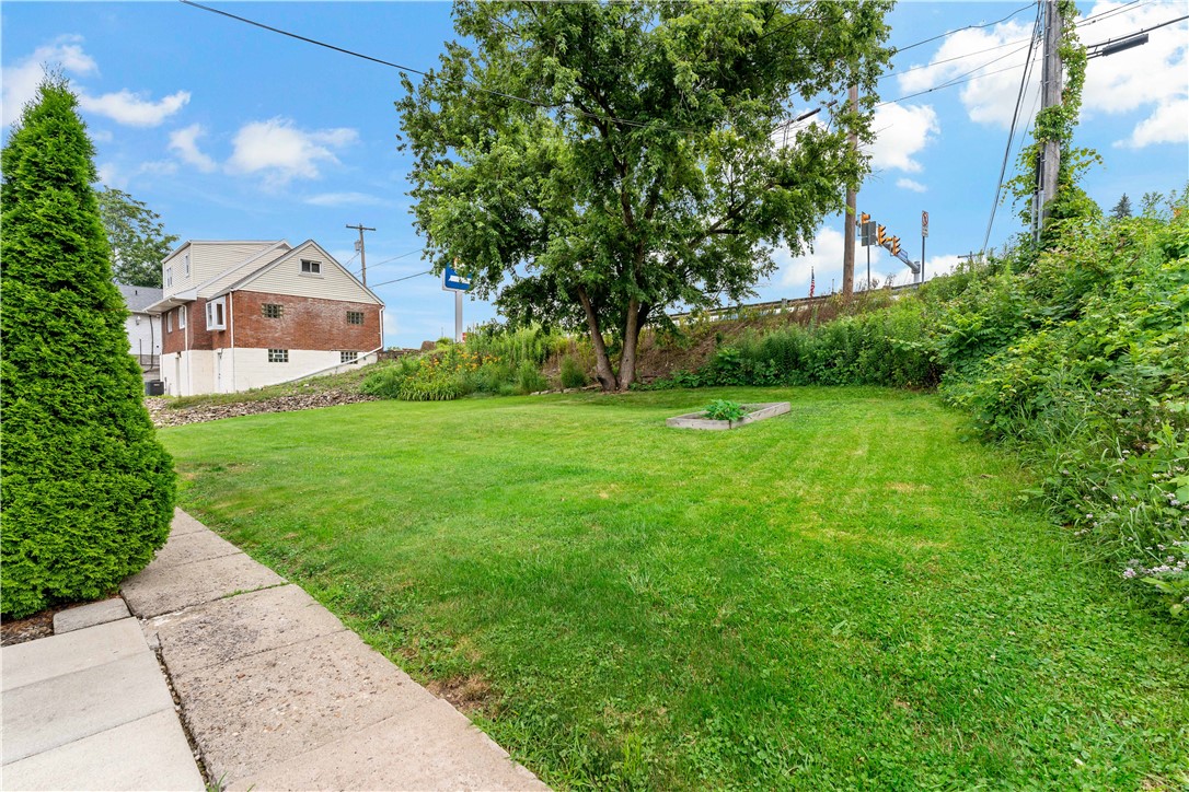 North Huntingdon, Pennsylvania 15642, United States, 3 Bedrooms Bedrooms, ,2 BathroomsBathrooms,Residential,Active,170360