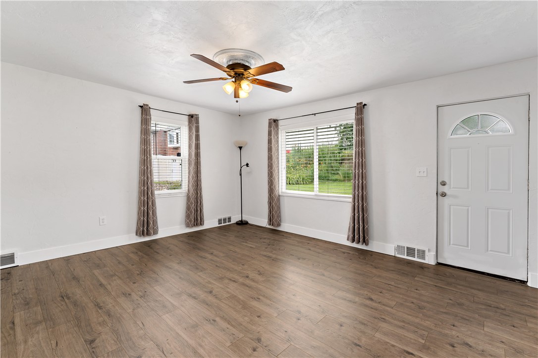 North Huntingdon, Pennsylvania 15642, United States, 3 Bedrooms Bedrooms, ,2 BathroomsBathrooms,Residential,Active,170360