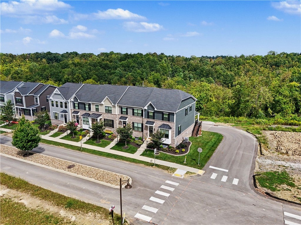 223 Marketplace Ave